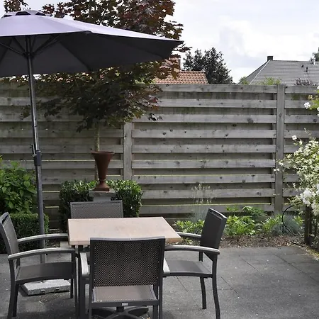 Bed & Breakfast De Edelsteen Zutendaal